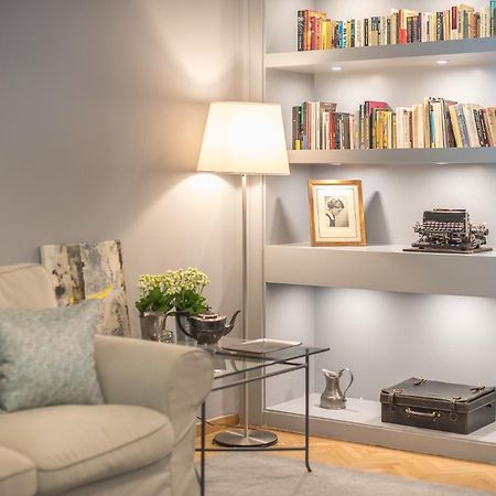 Luxurious Apartment In Kolonaki, Peridot -Homes 아테네 외부 사진