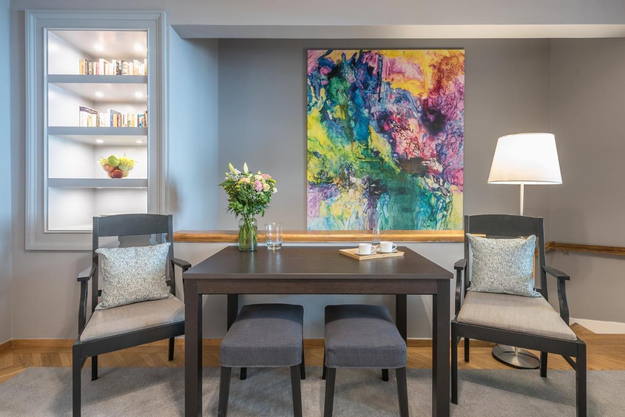 Luxurious Apartment In Kolonaki, Peridot -Homes 아테네 외부 사진